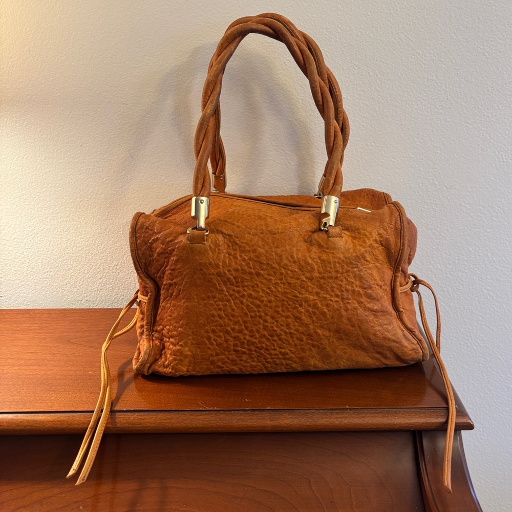Tre Vero Leather Shoulder Bag - image 2